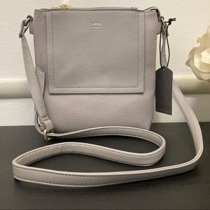 NWT Tutilo Carry the Day Crossbody Light Gray